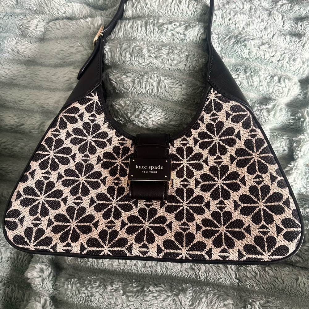 NWT Kate Spade Black and Cream Floral Shoulder Bag MSRP:$328